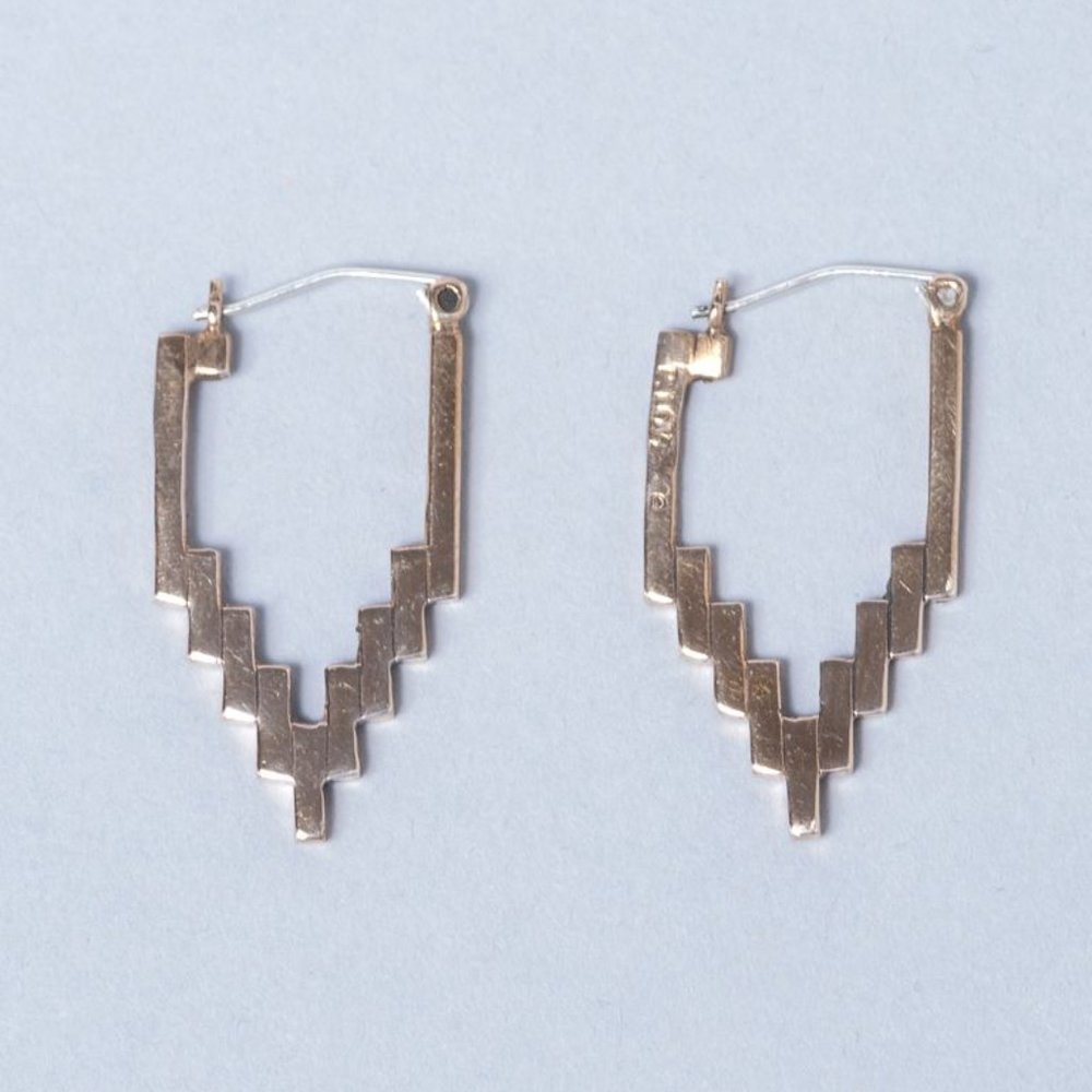 👀 ISO Pamela Love Empire Earrings